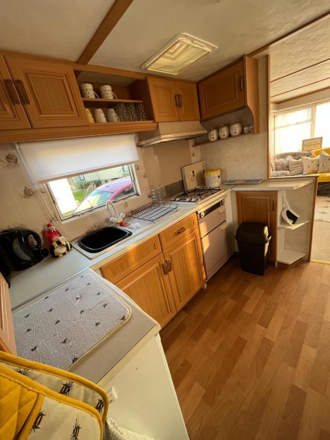 The Samanda Van Newport Caravan Park Hotel Hemsby Ngoại thất bức ảnh
