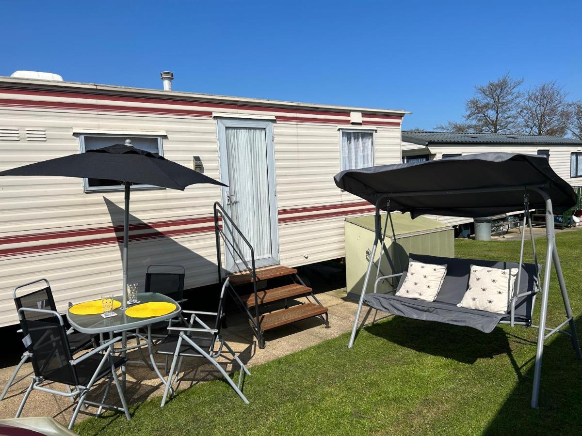 The Samanda Van Newport Caravan Park Hotel Hemsby Ngoại thất bức ảnh